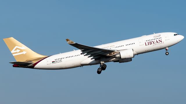 5A-LAT:Airbus A330-200:Libyan Airlines